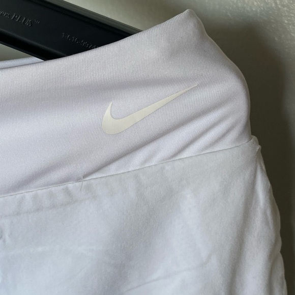 NIKE GOLF SKORT- WHITE - Picture 5 of 11